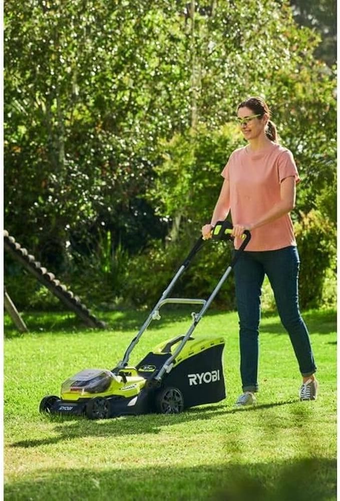 RYOBI 36V LithiumPlus Hybrid Lawnmower cuts 37cm - 2 x 5.0 Ah Batteries - 1 x RY18LMH37A-250 Quick Charger
