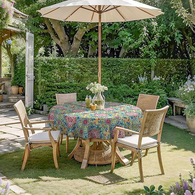 DYTXIII Outdoor Round Tablecloth with Umbrella Hole 60 Inch, Water Repellent & Fade Resistant Table Cover, All Weather Outdoor Tablecloth for Garden & Party Table, Damask Red