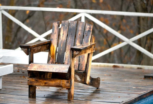 Outdoor Painting 101: How to Restore and Refresh Your Patio Furniture, Fences &amp; Planters