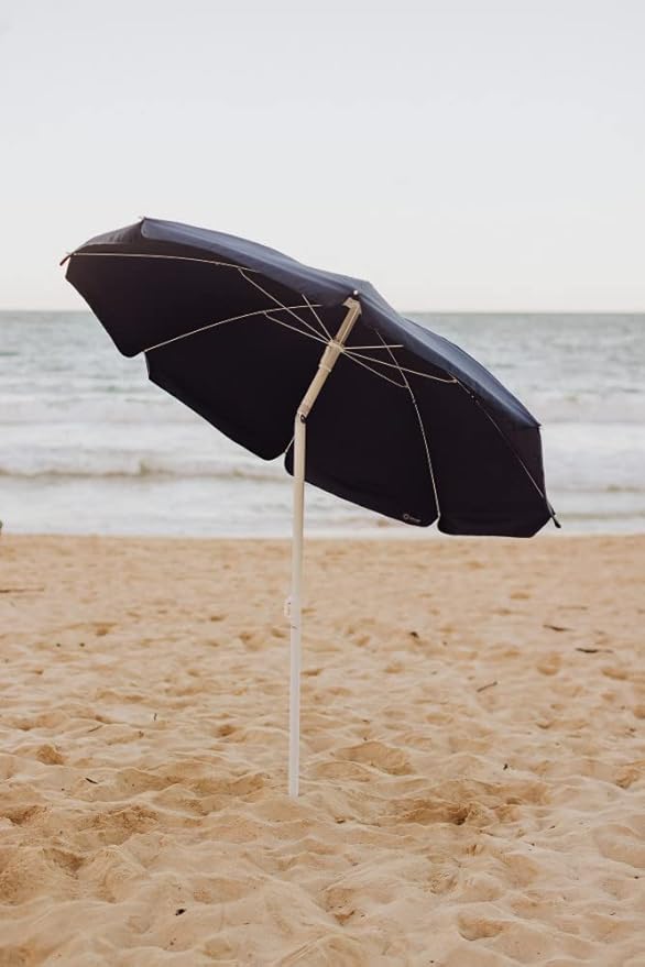 PICNIC TIME NCAA Michigan Wolverines Outdoor Canopy Sunshade Beach Umbrella 5.5' - Small Patio Umbrella - Beach Chair Umbrella