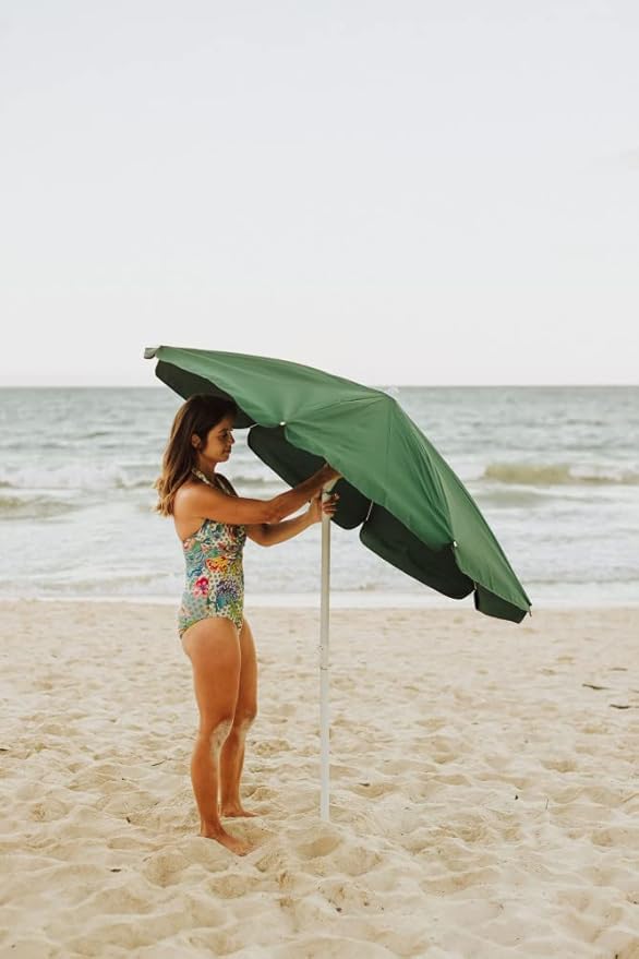 PICNIC TIME NCAA Michigan State Spartans Outdoor Canopy Sunshade Beach Umbrella 5.5' - Small Patio Umbrella - Beach Chair Umbrella