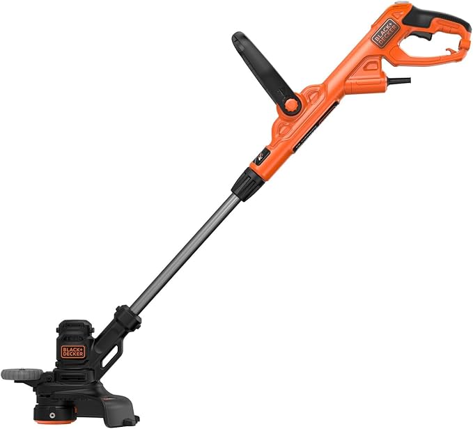 Black+Decker BESTE628-QS - Cortabordes 550W, Ancho de Corte 28 cm, Mango telescópico, Rueda guía y desenrollado automático del Cable, Negro/Naranja