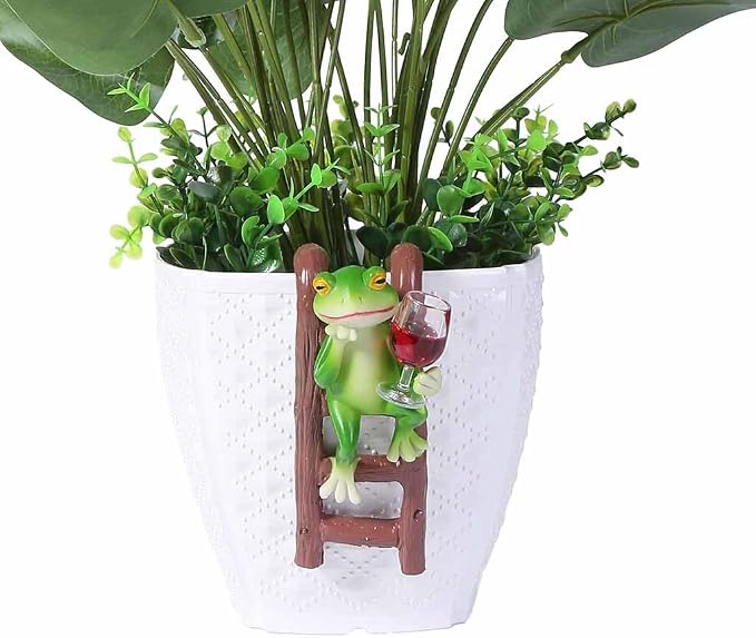 Miniature Frog Figurines Plant Decorations for Pots, Cute Frog Garden Decor Gifts Women Outdoor Frog Statue Funny Planter Hugger for Yard,Flower,Lawn Ornament,2.12"x2.92"x5.24