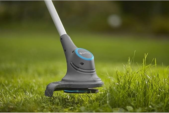 Gardena SmallCut Cordless Trimmer 23/18V P4A Ready-To-Use Set: Grass Trimmer with 230 mm Cutting Circle, Ergonomic Handle, Light Weight, Integrated Replacement Cutting Blade (14702-20)