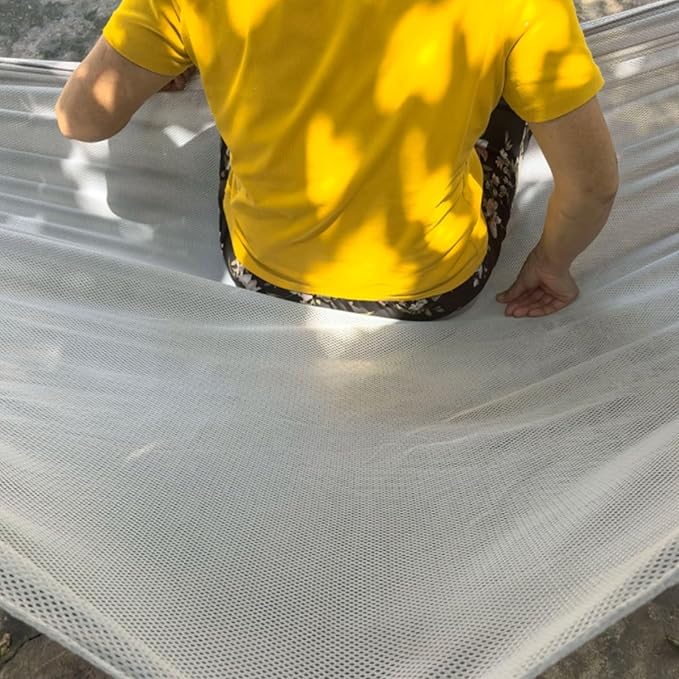 Portable Polyester Fiber Hammock Lightweight Portable Wide Mesh Breathable Tree Hanging Multi-Purpose Hammock Comfortable