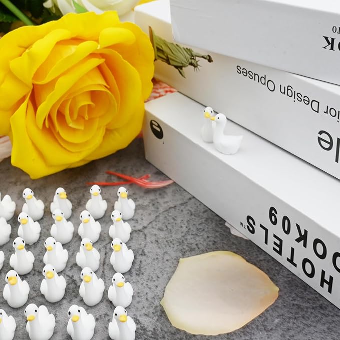 100pcs Mini Gooses Resin Animal Figurines - Handcrafted Small Desk Goose Decor for DIY Crafts, Micro Landscape Ornaments, Aquarium Potted Ornament,Miniature Geese Animal Statues to Hide﻿