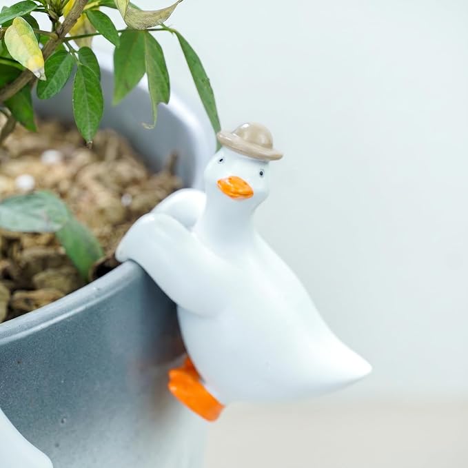 3PCS Goose Statue Duck Figurine Plant Pot Hugger | Resin Cute Goose Hanger Duck Ornament Garden Decor for Yard Lawn, Creative Gift for Plant Parents (3 Unique Styles)