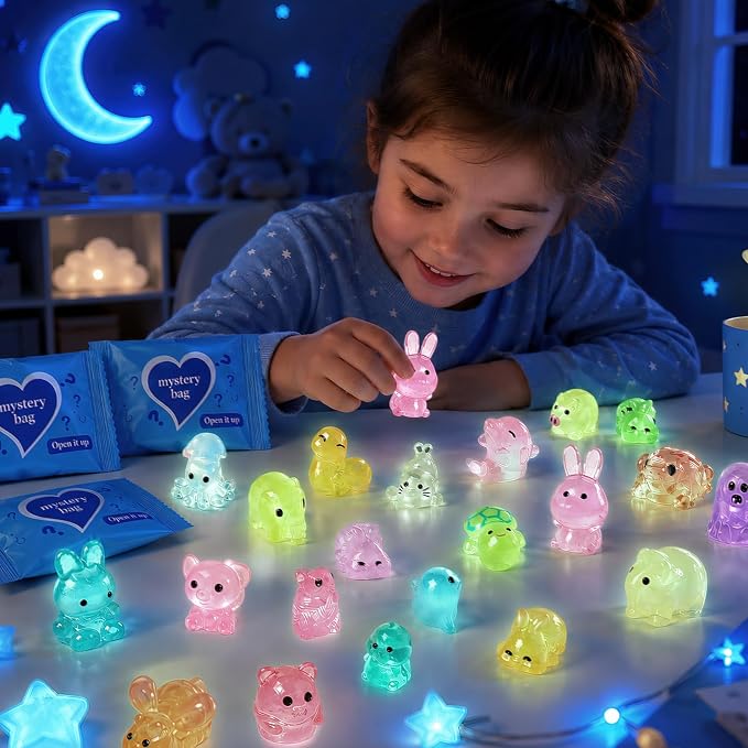 50pcs Luminous Mini Resin Animals, Resin Animals Mystery Bags, Individually Wrapped Blind Bags, Glow in The Dark Tiny Animal Figurines for Fairy Garden, Aquarium, Party Favors & Home Decor Crafts