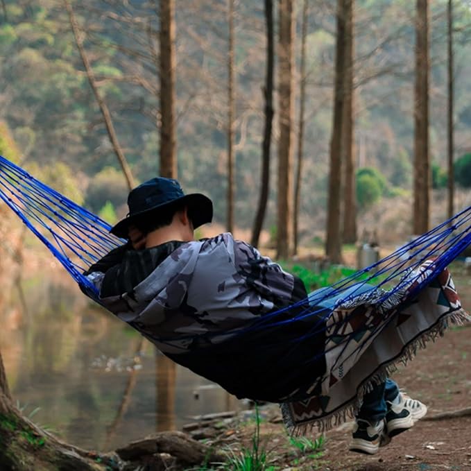 Portable Nylon Rope Hammock Thick and Strong Indoor and Outdoor Camping Mesh Portable Tree Hanging Hammock Comfortable(Blue)