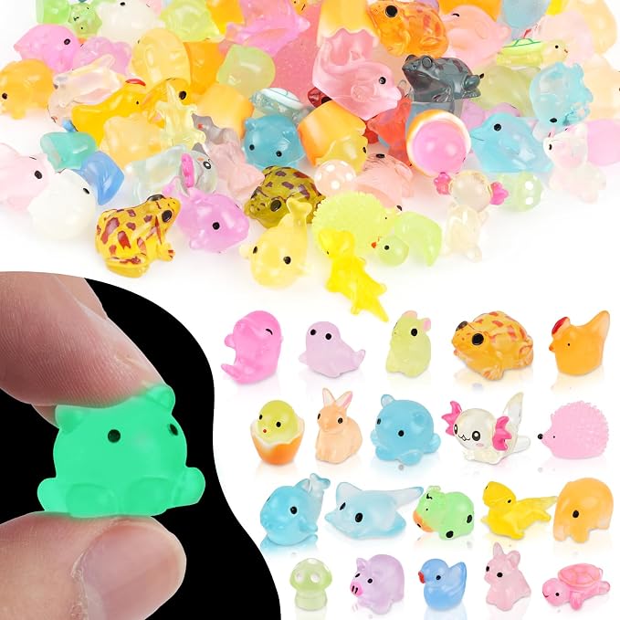 100Pcs Luminous Mini Resin Animals Bulk, 20 Styles Glow in The Dark Plastic Tiny Animals Figures for Fairy Garden, Dollhouse, Aquarium, Party Favors & Home Decor Crafts