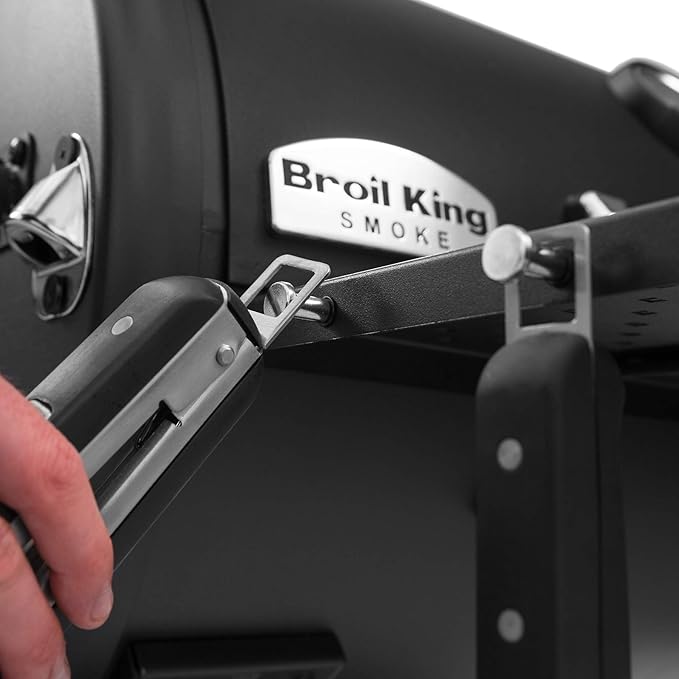 Broil King 955050 Regal Charcoal Offset 400 Smoker and Grill, Black