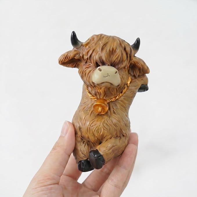 2PCS Highland Cow Statue Plant Pot Hugger