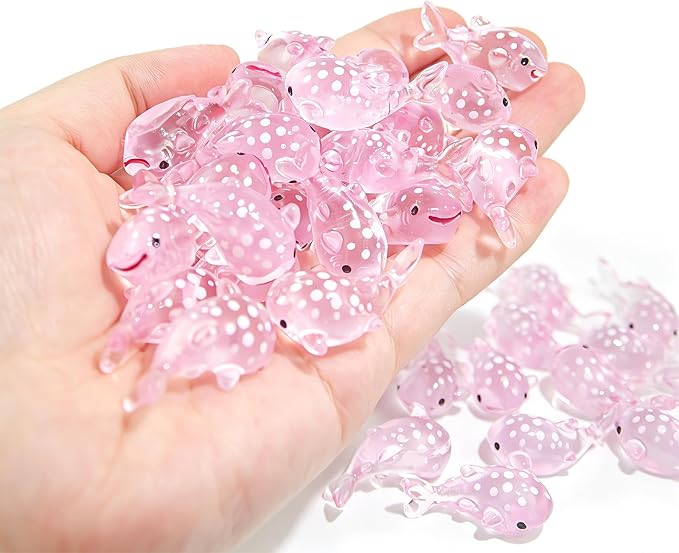 40Pcs Pink Whale Shark Resin Statue, Mini Sharks for Terrarium Decor, Garden Landscapes, Moss Scenes, Desk Miniatures, Whale Shark Decor Resin Art, Miniature Animal Figure Collectible