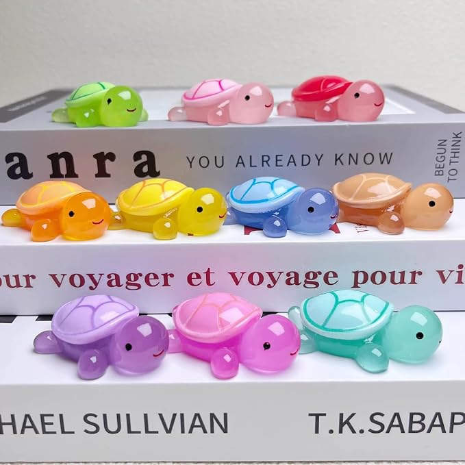10Pcs Mini Resin Animals Turtles, Luminous Mini Animals Figurines Sea Turtle Glow in The Dark Resin Figures Tiny Figures Bulk Small Plastic Miniature Turtles Miniature Things Figurines to Hide