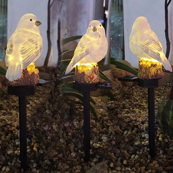 Solar Outdoor Lights Resin Parrot Garden Lights 12 Hrs Long-Lasting Decorative Lights for Yard, Pathways, Landscape Lighting Solar Spot Lights Outdoor Security Lights Garden Statues