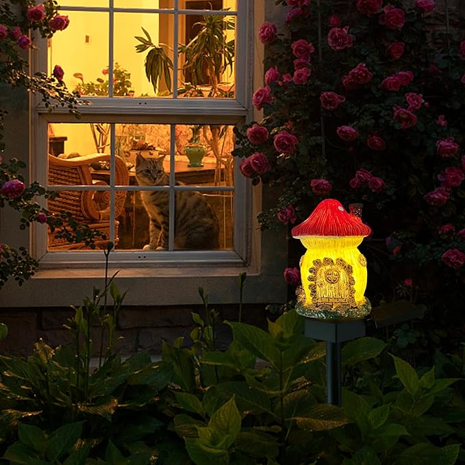 Mushroom Solar Lights Outdoor, Waterproof Fairy Houses Lights Mushroom Garden Decor Decorative Solar Powered Garden Stake Light for Outside Lawn Walkway Patio Yard (Red)