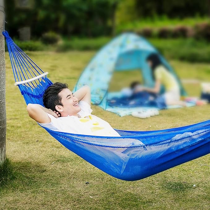 Camping Hammock Outdoor, Portable Lightweight Hammock with Rope, 2 Person Soft Mesh Hammock with Wooden Stick, for Camping Beach Garden (Color : Red, Size : 260x120cm)