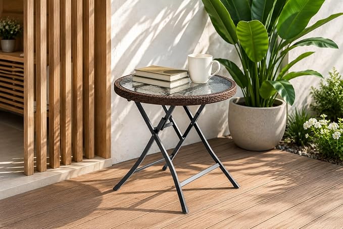 Outdoor Side Table, Round Rattan Patio Side Table with Tempered Glass Top, Foldable Wicker Accent Table for Garden, Balcony, Porch, Deck, Poolside & Indoor Use, Brown, 18.9" Diameter