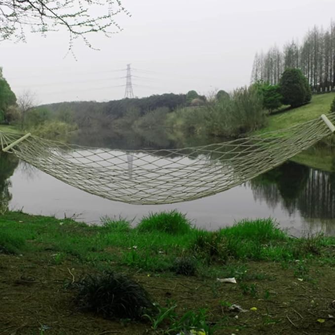 Portable Nylon Rope Hammock with Wooden Sticks On Both Sides for Outdoor Travel Portable Tree Hanging Installation Hammock Comfortable