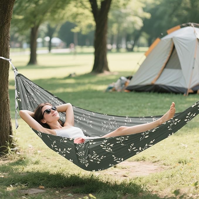 Camping Hammock Outdoor Hammocks for Outside Grass Dark Green Beach Trees Portable Lightweight with Pockets Tree Straps Indoor