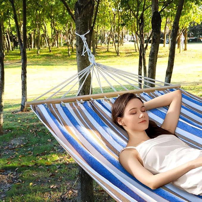 Hammocks Double Hammock with Curved Spreader Bar 770 lbs 114x59in Portable Camping Hammock with Carrying Bag Tree Straps for Backyard Outdoor Beach Patio
