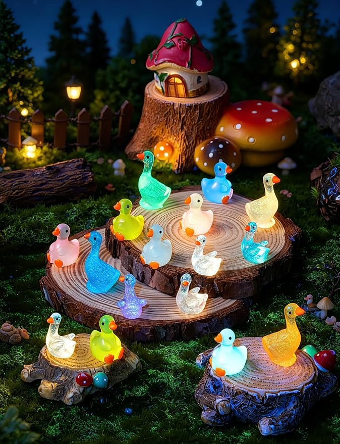 120Pcs Luminous Mini Resin Goose Figurines, 3 Styles | lGow in The Dark Tiny Goose Ornament for Garden, Landscape, Aquarium, Dollhouse, Birthday Party, Room Crafts Decor