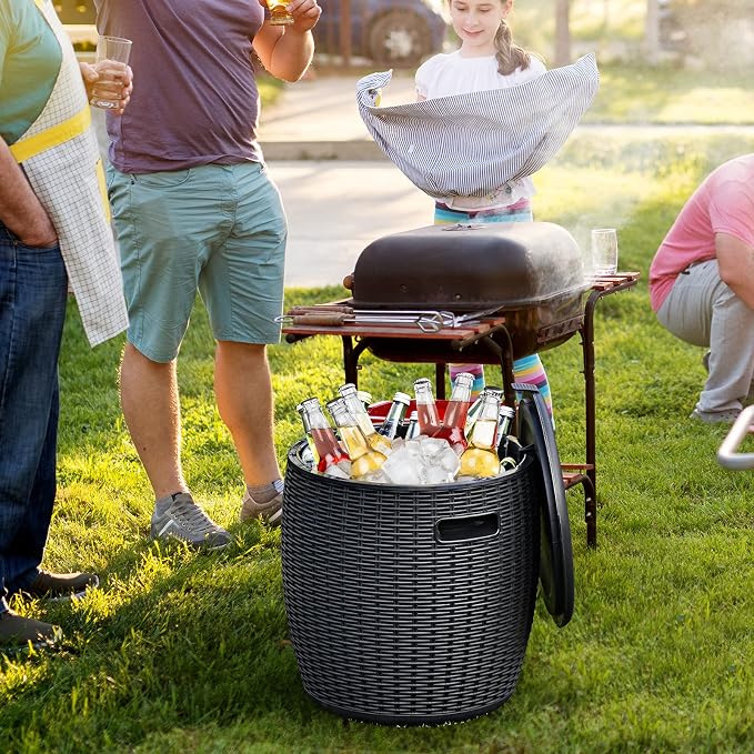 Tangkula 9.5 Gal Cooler Bar Table, Patio Wicker Ice Cool Bar Table, Outdoor Rattan Bar Table with Ice Bucket, Ice Bucket with Side Handles & Lid, Beer & Wine Cooler for Party, Poolside, Deck, Yard
