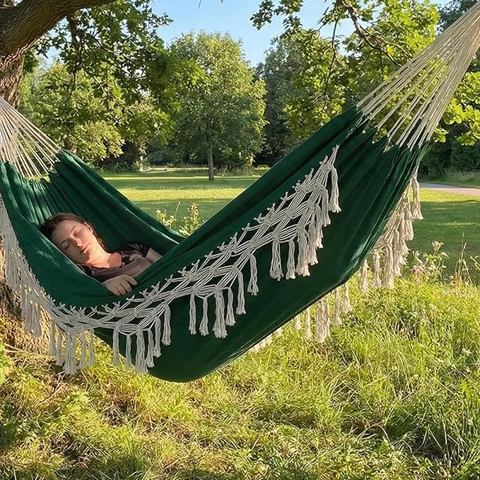 Double Boho Macrame Hammock with Elegant Tassels for Patio, Yard, Beach Wedding Decor, Outdoor and Indoor Up to 450lbs Include Tie Ropes and Drawstring Bag （Green）