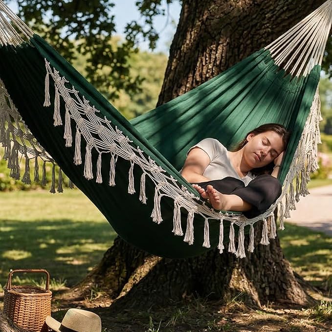Double Boho Macrame Hammock with Elegant Tassels for Patio, Yard, Beach Wedding Decor, Outdoor and Indoor Up to 450lbs Include Tie Ropes and Drawstring Bag （Green）