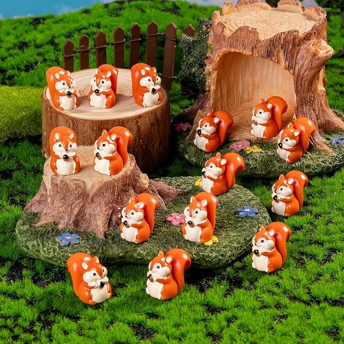60 Pcs Mini Resin Squirrel Figurine Bulk Mini Squirrel Figurine Cake Decorations Cute Miniature Resin Sculpture Ornament Micro Landscape Office Garden Desk Party Tabletop Decor