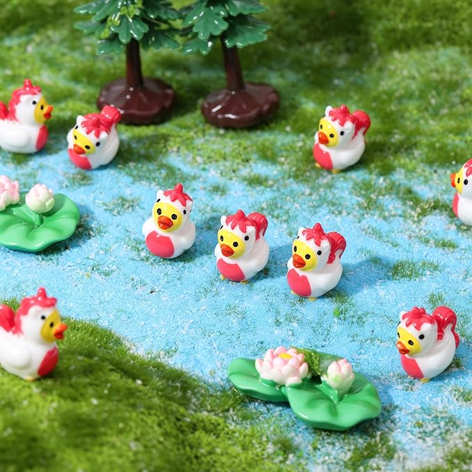 30 Pcs Unicorn Ducks, Mini Unicorn Resin Ducks Bulk, Fun Printed Toy Figures for Birthday Party Favors, Themed Decor, Kids Gift Collection (Unicorn)