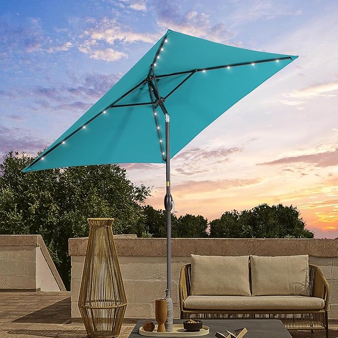 Square Patio Umbrella With Solar Lights, 6.5x6.5ft Square Umbrella Outdoor Patio with Tilt and Crank for Pool, Deck, Garden,Backyard