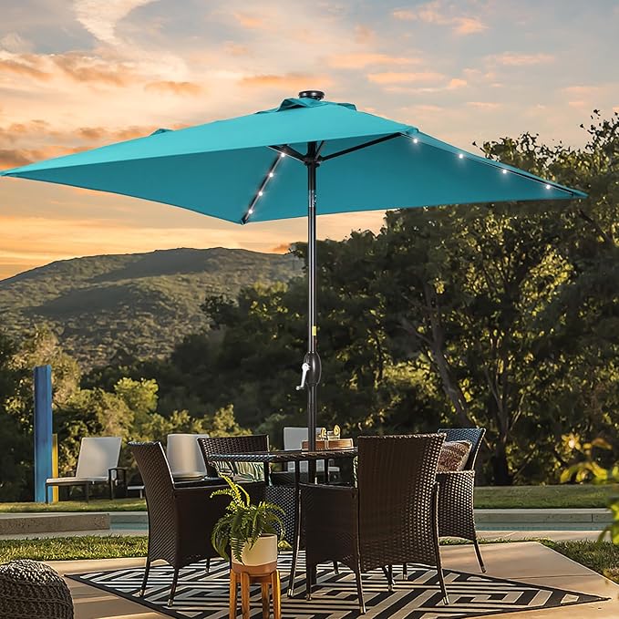 Square Patio Umbrella With Solar Lights, 6.5x6.5ft Square Umbrella Outdoor Patio with Tilt and Crank for Pool, Deck, Garden,Backyard