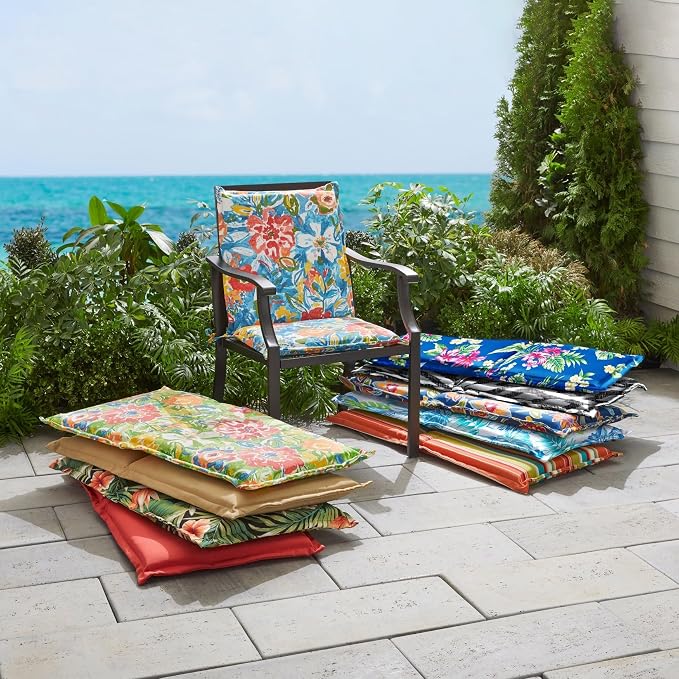 BrylaneHome Bh Outdoor Performance Flanged Hinged Cushion - Hibiscus