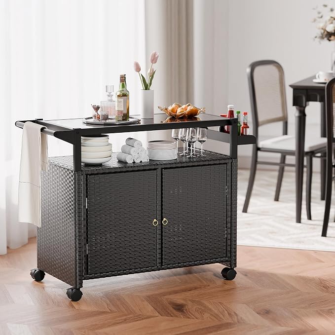 MU Outdoor Bar Cart with Storage and Wheels, Outdoor Bar Table with Tempered Glass Top & Shelf, Rolling Wicker Storage Cabinet with Rounded Handle & Side Basket for Backyard, Poolside, Garden, Black