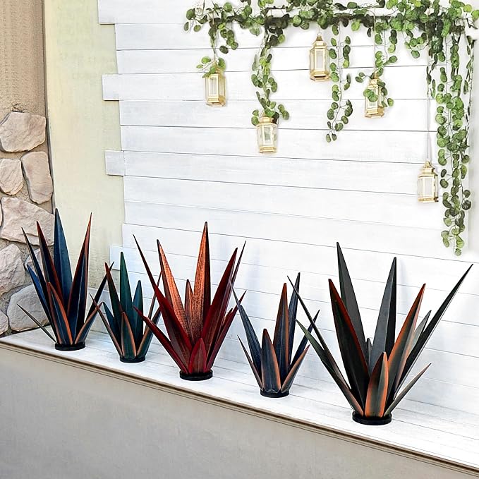 KODIBO Large Metal Agave Plant Outdoor Decor with Solar Light, Dark Green | Tequila Rustic Sculpture with Solar Light, Weather-Resistant Material, Outdoor Garden Sculpture for Patio Path Courtyard Lawn