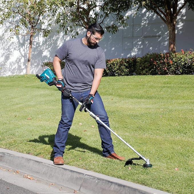 Makita XUX01ZM5 18V X2 (36V) LXT Lithium-Ion Brushless Cordless Couple Shaft Power Head with String Trimmer Attachment, Tool Only (Renewed)