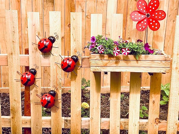 Metal Ladybugs Garden Wall Art Decor Cute Ladybugs Wall Sculptures & Statues Outdoor Decoration Yard Lawn Porch Fence Ornaments, Set of 4