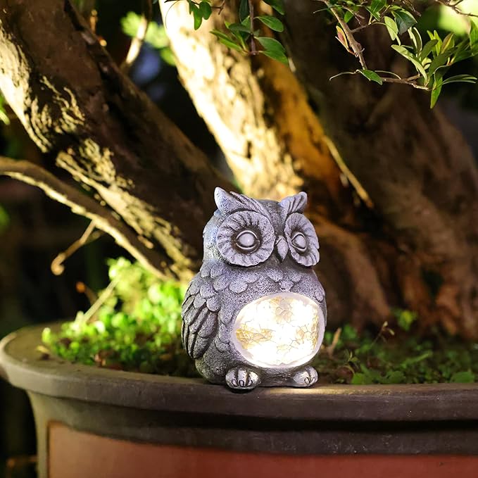 Rezpuao Solar Owl Garden Statues Outdoor Decor Resin Owl Figurine with Solar Light for Patio,Balcony,Yard,Lawn Ornament,Perfect Garden Gift