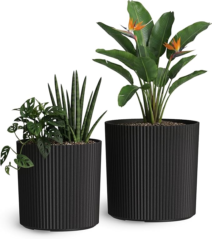 Mayne Haven Set of 2 (12in and 14in) Fluted Planter, Round Planters for Outdoor Plants, Lightweight Concrete Look Plant Pots for Porch, Patio, Garden and Entryway Décor, Black