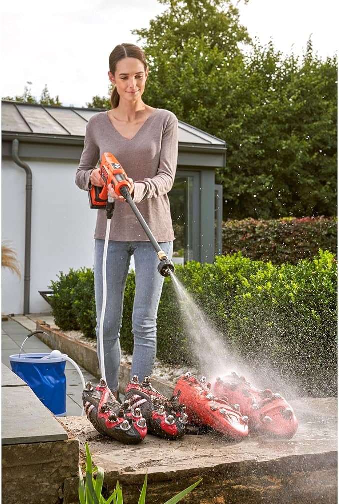 Black+Decker BZOB1-XJ Folding Bucket (Fits Battery Pressure Washer BCPC18D1 and BCPC18B, Water Removal Without Water Connection, Foldable Water Bucket for Garden, Outdoor, Camping), Blue/White