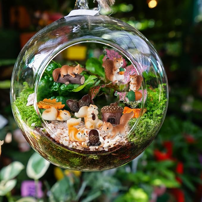 Maitys 14 Pcs Miniature Squirrel Fall Christmas Mini Figurine Garden Accessories Tiny Resin Squirrel Fairy Plastic Miniature Things Figurines for Outdoor Landscape Garden Lawn Pot DIY Cake Decorations