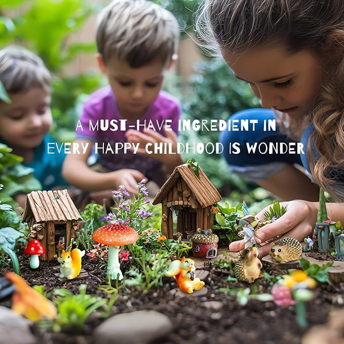 Fairy Garden Accessories, 7 Pieces Squirrel & Hedgehog Resin Figures with Acorn & Mushroom, Handmade Miniature Decor, Garden Miniatures and Home Decorations, Perfect DIY Gift