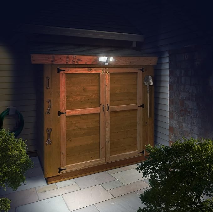 Good Earth Lighting LED Motion Activated Battery-Operated Security Flood Light - Bronze, 5000K, auto Shut Off, IP65, 400 Lumens