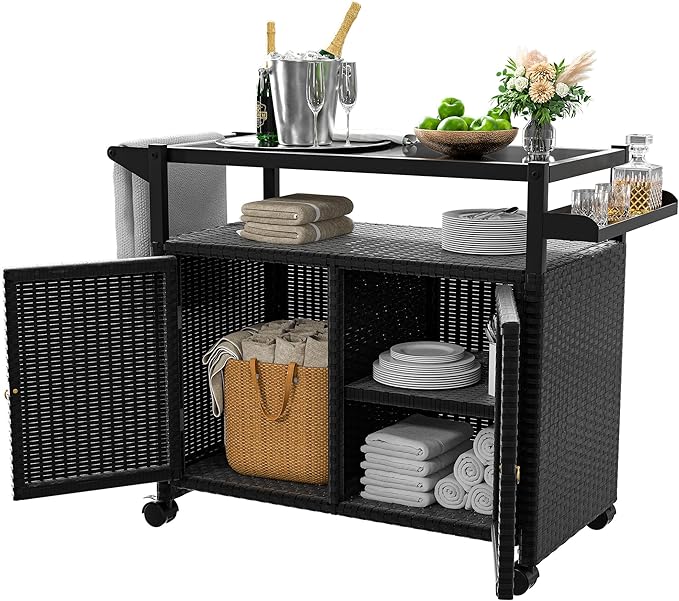 Xilingol Outdoor Bar Table, Wicker Bar Cart with Cabinet, Patio Serving Cart with Tempered Glass Top, Lockable Wheels, Rounded Handle & Side Basket for Garden, Poolside & Backyard, Black