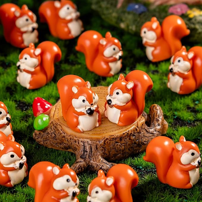 60 Pcs Mini Resin Squirrel Figurine Bulk Mini Squirrel Figurine Cake Decorations Cute Miniature Resin Sculpture Ornament Micro Landscape Office Garden Desk Party Tabletop Decor