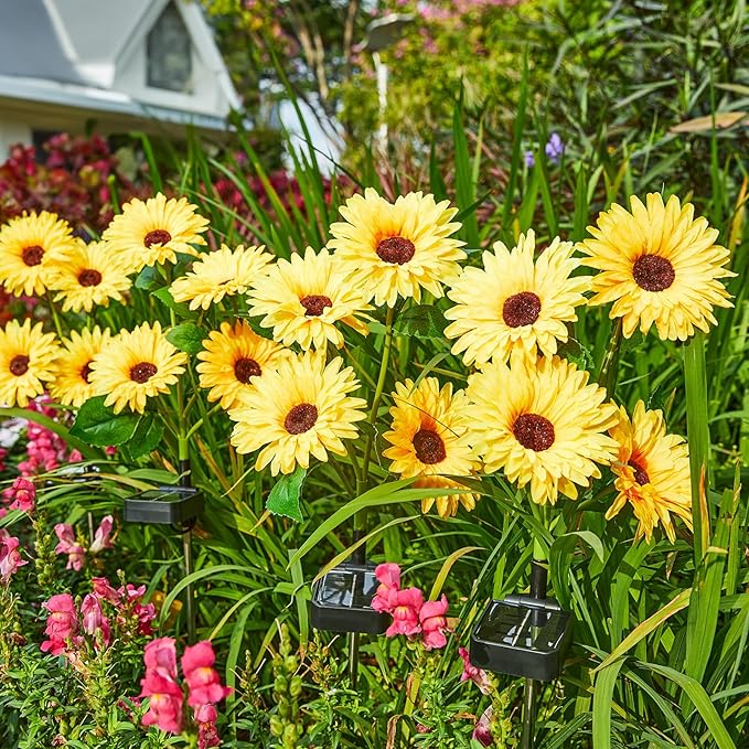 4 Pack Outdoor Solar Garden Lights with 16 Glowing Daisy Flowers & Stems, Waterproof Solar Flowers Lights for Outside Yard Patio Decor