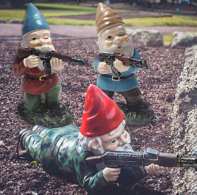 Military Garden Gnomes, Garden Statues Gnome with Gun, Funny Army Gnomes Soldiers Tactical Statue for Indoor Outdoor, Patio, Yard, Lawn, Christmas Ornaments, Home Décor