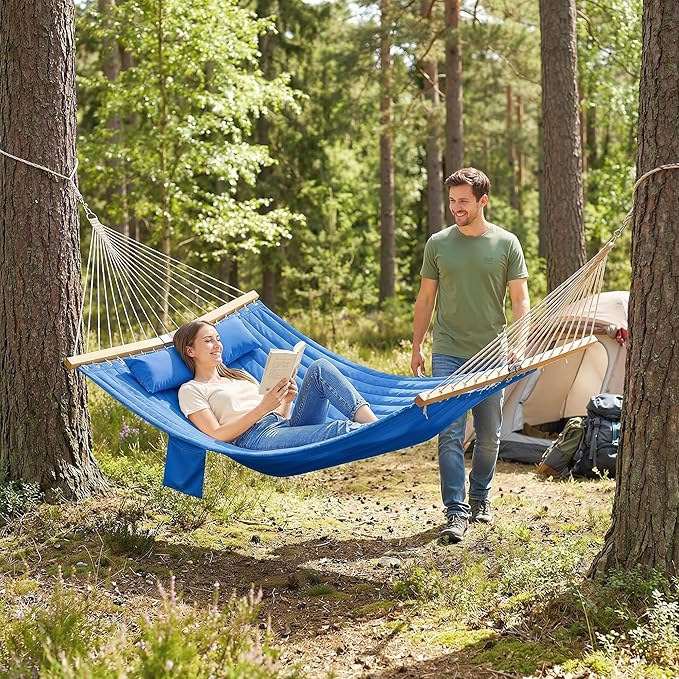 Outsunny Outdoor Hammock, 2-Person Hammock with Head Pillow and Pad, Wood Spreader Bars, 440 lbs Capacity, for Patio Yard Garden, 128" x 55", Navy Blue