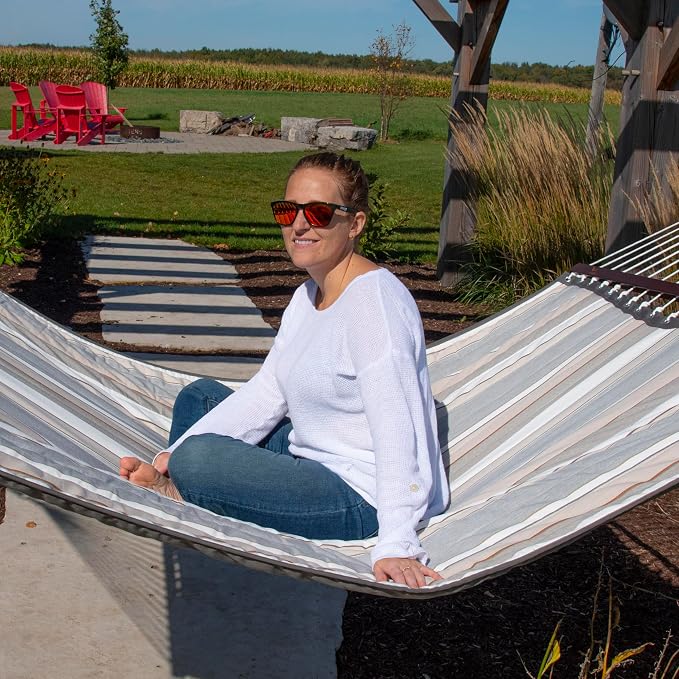 Vivere Fade Resistant Quilted Hammock with Spreader Bars - 450 lb Capacity (Dove)